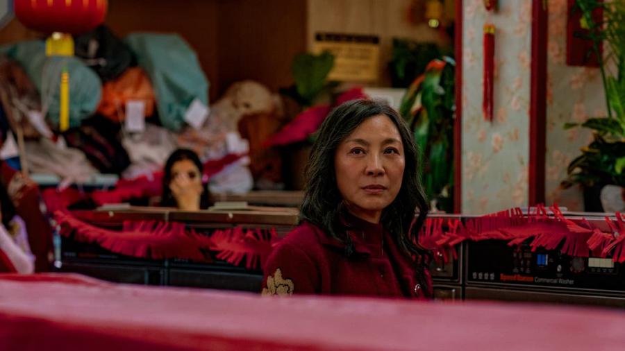 TODO EN TODAS PARTES AL MISMO TIEMPO